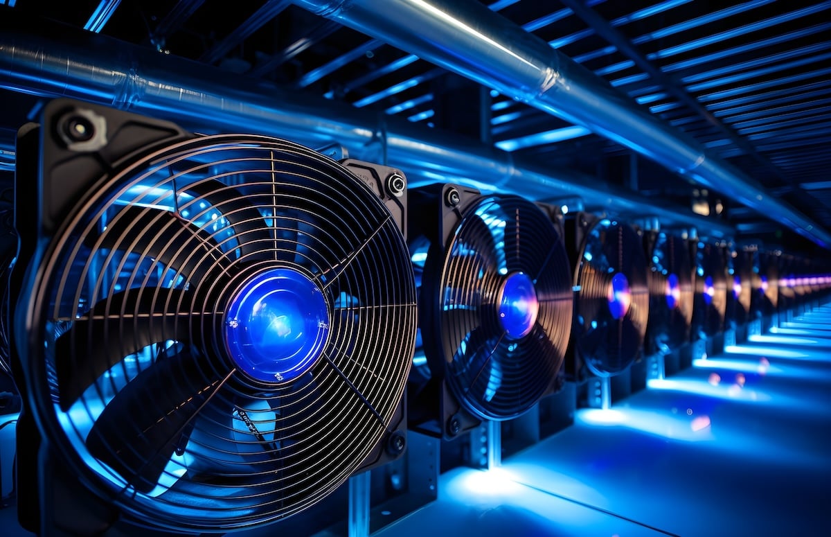 High Density Data Center Cooling Managing Escalating Cooling Needs High Density Data Center Cooling Managing Escalating Cooling Needs